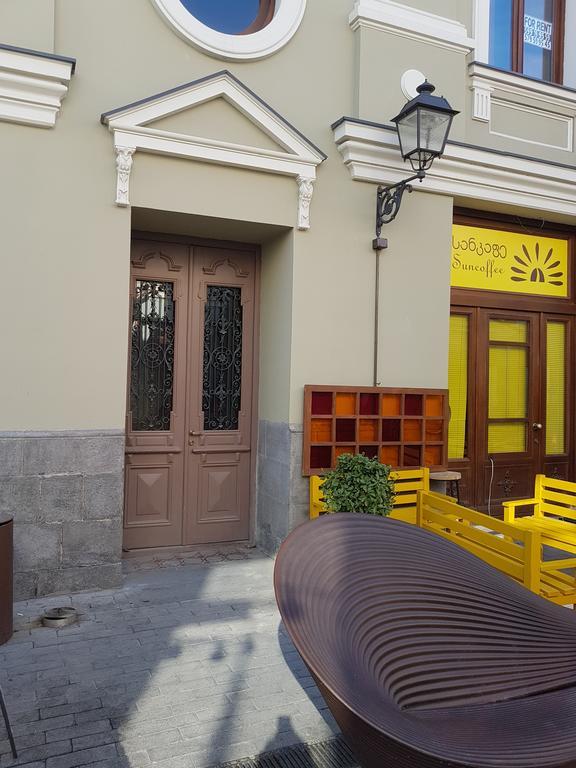 טביליסי Apartament On Aghmashenebeli 26 מראה חיצוני תמונה