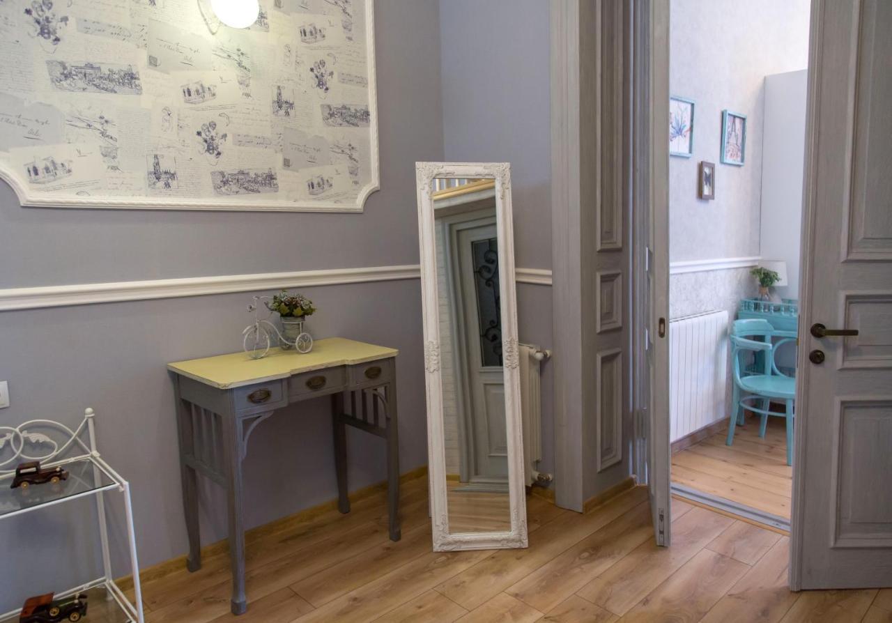טביליסי Apartament On Aghmashenebeli 26 מראה חיצוני תמונה